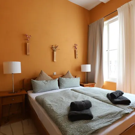 Denkmalsuites *