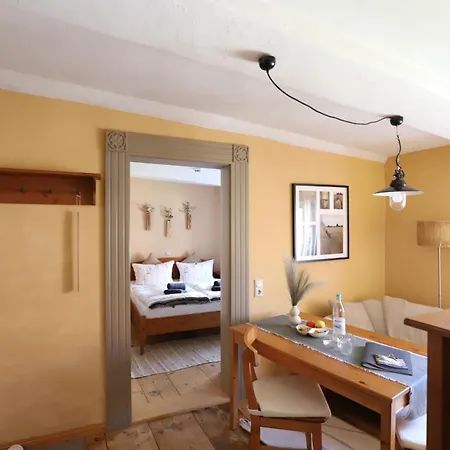 Denkmalsuites *